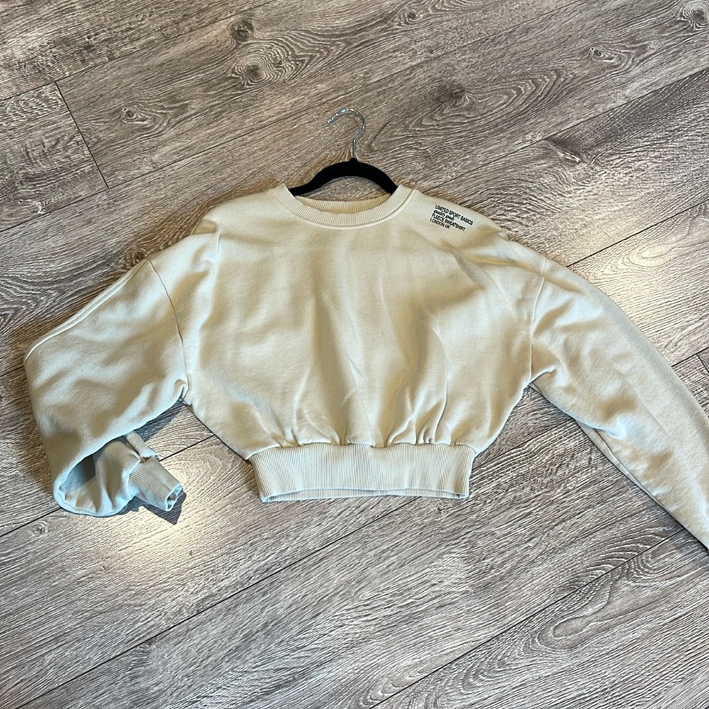Zara sweatshirt